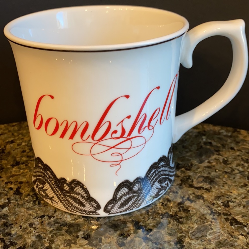 Bombshell Mug - Picture 15 of 16